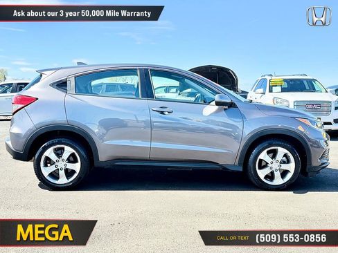 Used 2022 Honda HR-V LX image 13