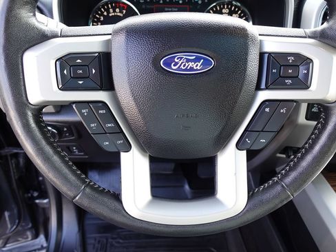 Used 2018 Ford F150 Lariat w/ Equipment Group 502A Luxury AWD/4WD image 53