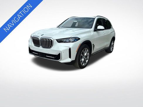 Certified 2024 BMW X5 xDrive40i w/ Premium Package AWD/4WD image 9