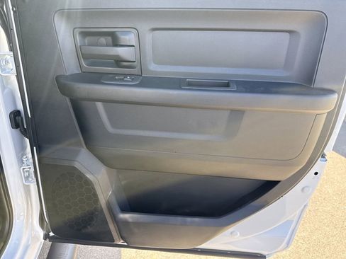 New 2026 RAM 3500 Tradesman image 39