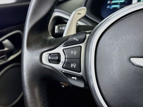 Used 2019 Aston Martin DB11 Volante RWD image 24