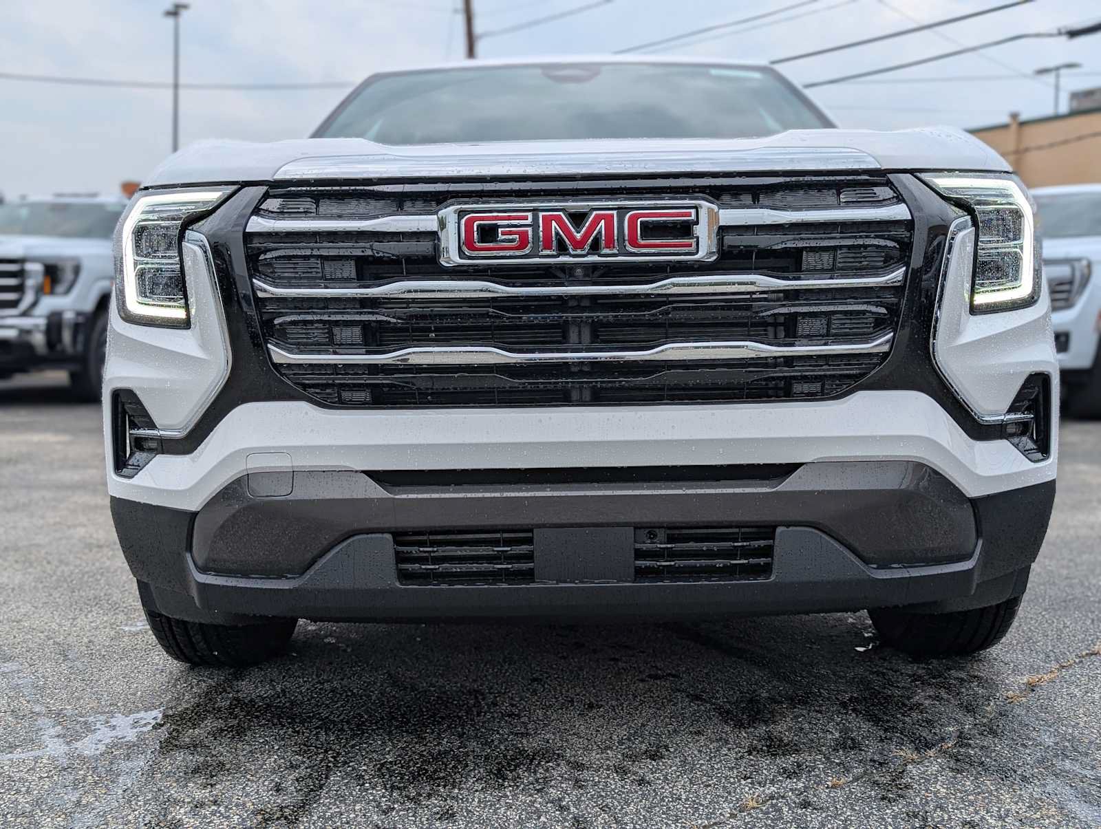 New 2027 GMC Terrain Elevation w/ Technology Package II AWD/4WD image 2