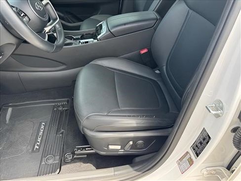 Certified 2023 Hyundai Tucson SEL w/ Convenience Package FWD image 7