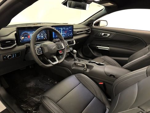 New 2026 Ford Mustang GT Premium w/ GT Performance Package image 5