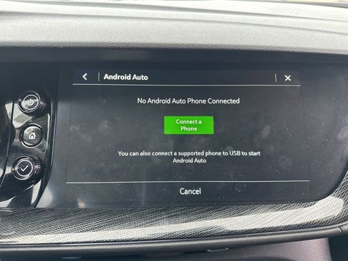 Used 2023 Buick Envision Essence image 41