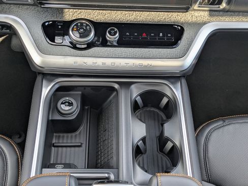 New 2025 Ford Expedition Tremor image 21