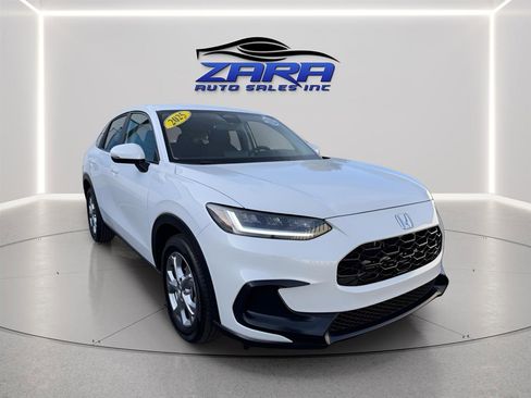 Used 2025 Honda HR-V LX image 8