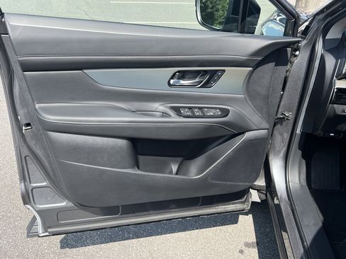 Certified 2025 Nissan Murano SL AWD/4WD image 20