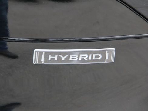 Certified 2025 Subaru Forester Limited image 10