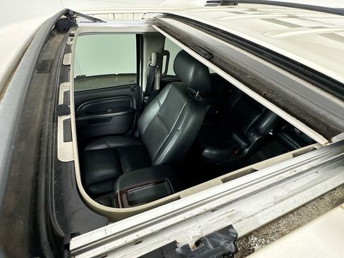 Used 2013 GMC Yukon Denali image 24