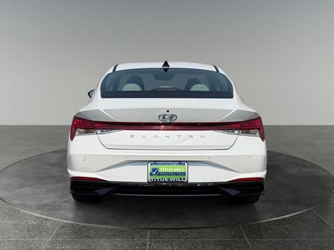 Used 2021 Hyundai Elantra Limited FWD image 8