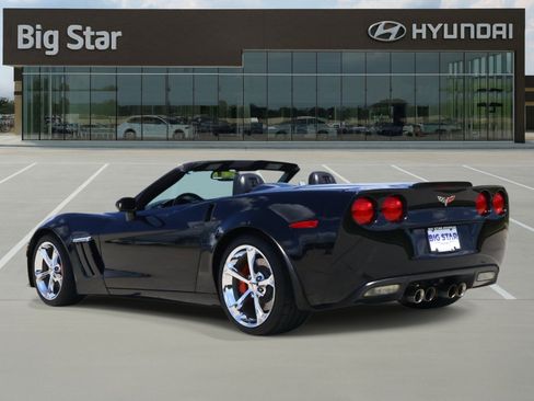 Used 2011 Chevrolet Corvette Grand Sport w/ Preferred Equipment Group RWD image 3