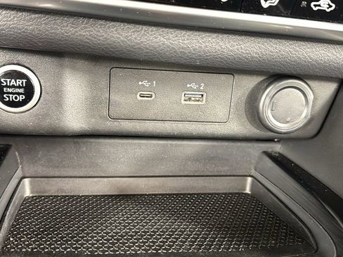 Used 2021 Nissan Rogue SV image 27