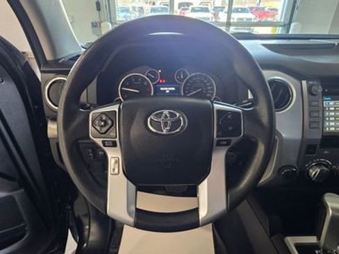 Used 2017 Toyota Tundra SR5 w/ SR5 Upgrade Package image 17