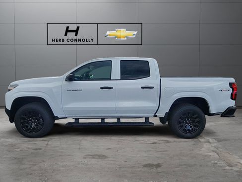 New 2026 Chevrolet Colorado W/T w/ WT Custom Package AWD/4WD image 2