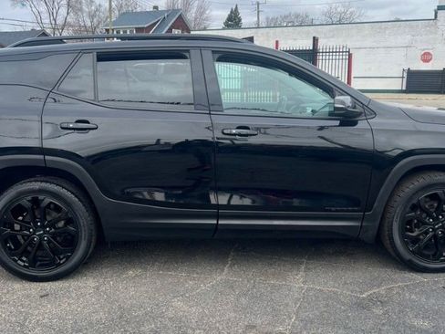 Used 2020 GMC Terrain SLT w/ Preferred Package image 1