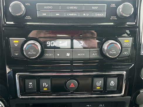 Used 2023 Nissan Titan Platinum Reserve w/ Off Road Protection Package image 16