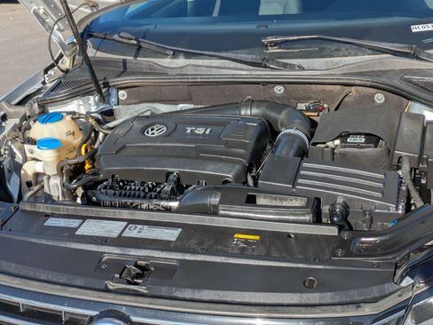 Used 2017 Volkswagen Passat 1.8T S FWD image 31