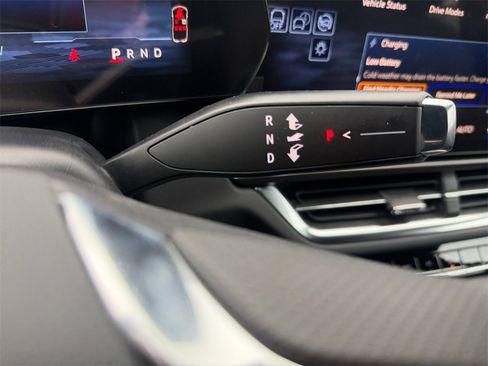 New 2026 Chevrolet Equinox EV LT image 20