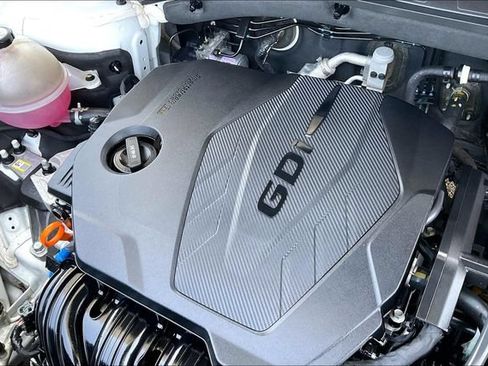 Certified 2022 Hyundai Santa Fe XRT AWD/4WD image 33
