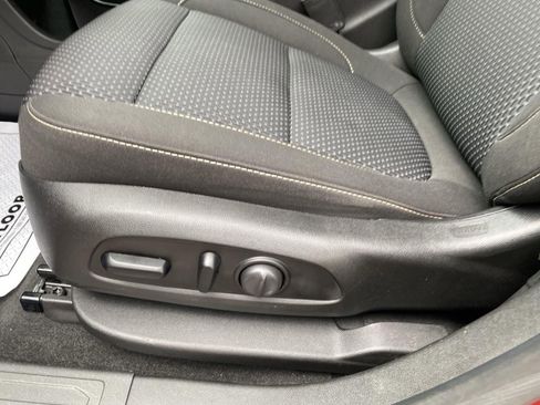 Used 2021 GMC Acadia SLE w/ Driver Convenience Package AWD/4WD image 16