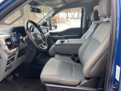 Certified 2022 Ford F150 XLT w/ Equipment Group 302A High image 12