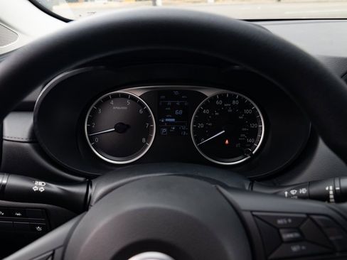 New 2025 Nissan Versa S image 12