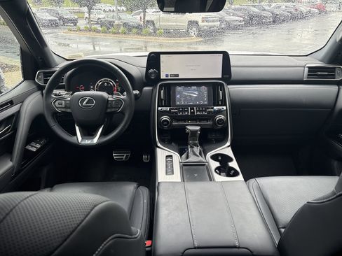 Used 2024 Lexus LX 600 F Sport AWD/4WD image 29