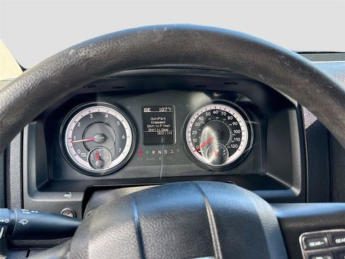 Used 2022 RAM 1500 Tradesman w/ Chrome Appearance Group image 13