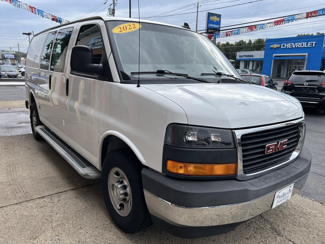 Used 2022 GMC Savana 2500 w/ Driver Convenience Package RWD image 7