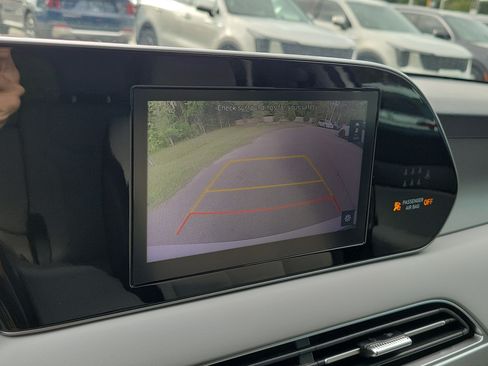 Used 2021 Hyundai Palisade SE FWD image 32