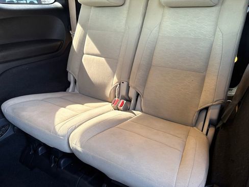 Used 2021 Dodge Durango SXT w/ 3rd Row Seating Group image 16