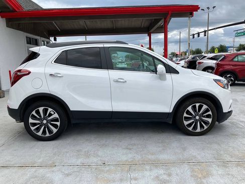 Used 2020 Buick Encore Essence FWD image 6