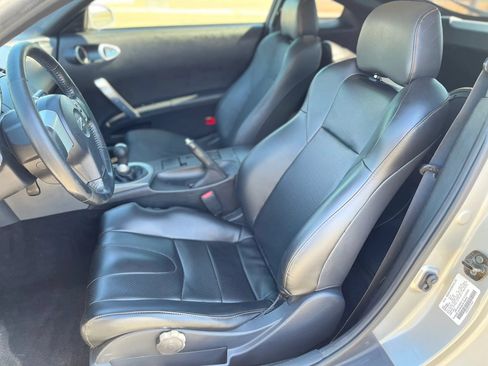 Used 2003 Nissan 350Z Touring w/ Aerodynamics Pkg RWD image 11