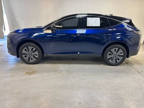 Certified 2025 Nissan Murano SL w/ Cargo Package AWD/4WD image 9