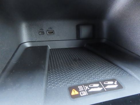 New 2026 Chevrolet Traverse LT w/ Driver Confidence Package image 7