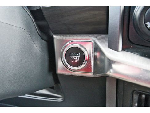 Used 2024 Ford F150 Lariat w/ FX4 Off-Road Package image 20