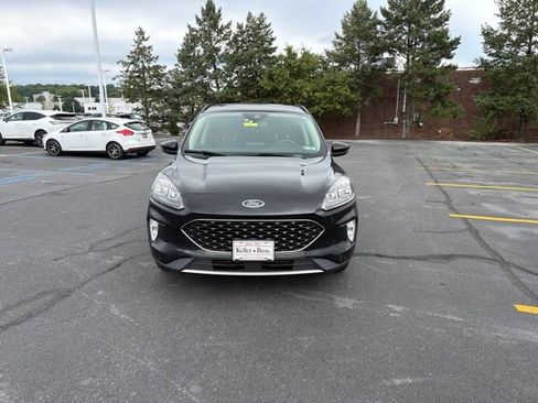 Used 2020 Ford Escape Titanium AWD/4WD image 2