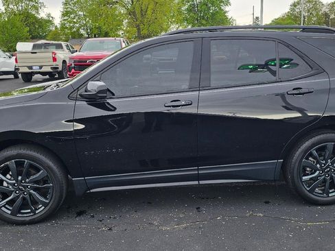 Used 2023 Chevrolet Equinox RS w/ LPO, Floor Liner Package FWD image 4