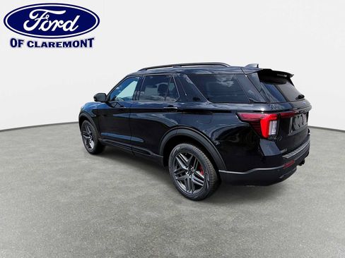 New 2026 Ford Explorer ST-Line w/ ST-Line Street Pack AWD/4WD image 6