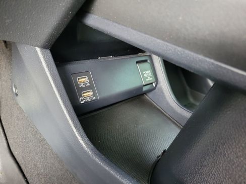 Used 2019 Honda HR-V Sport image 32