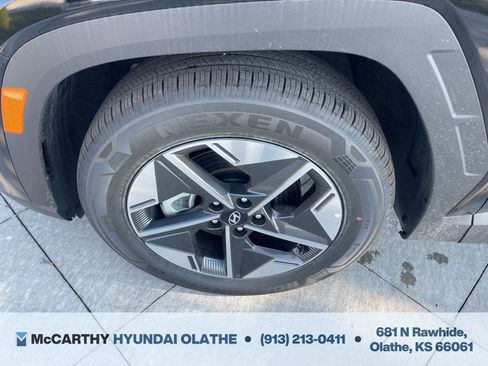 Used 2025 Hyundai Tucson SEL FWD image 17