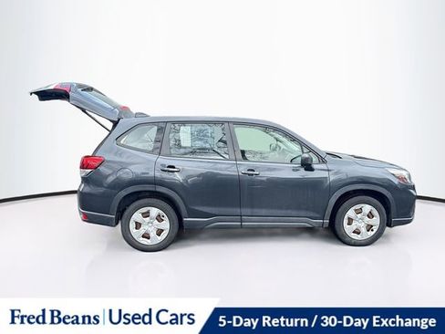 Used 2019 Subaru Forester image 15