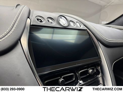 Used 2021 Aston Martin DBX AWD/4WD image 79