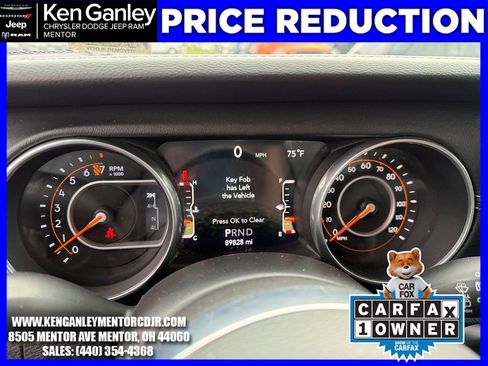 Used 2018 Jeep Wrangler Unlimited Sahara AWD/4WD image 14