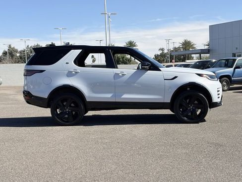 Used 2023 Land Rover Discovery S R-Dynamic image 26