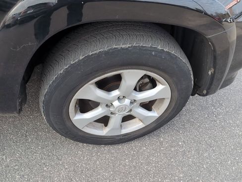 Used 2011 Toyota RAV4 Limited image 9