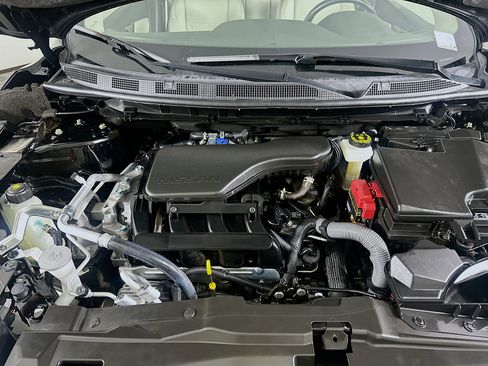 Used 2022 Nissan Rogue Sport SL image 32