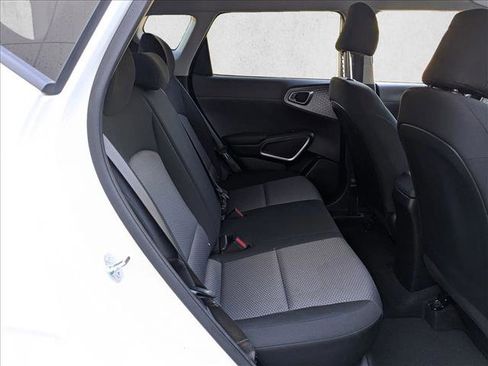 Used 2024 Kia Soul LX w/ Option Group 015 image 18