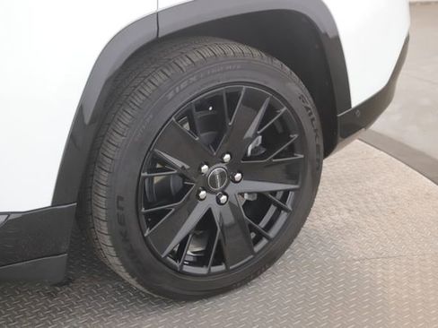 Used 2024 Jeep Wagoneer Launch Edition image 14